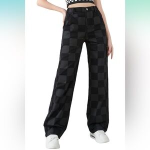 ☀️ Checkered Straight Leg Jeans